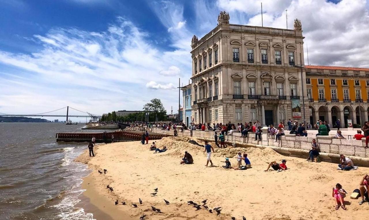 Downtown Flat With Design And Comfort At Downtown Lisbon Exterior photo