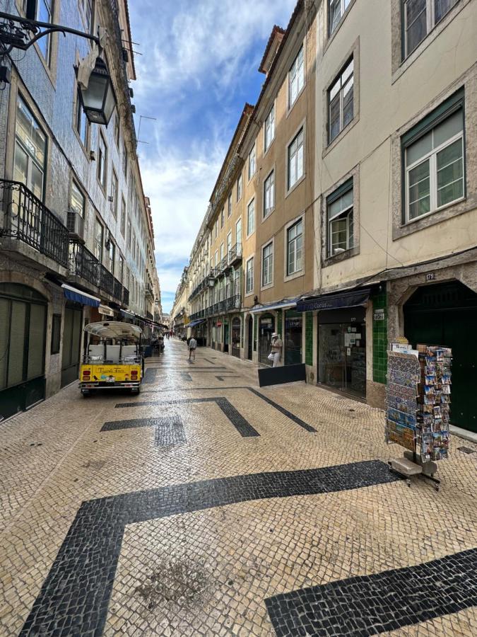 Downtown Flat With Design And Comfort At Downtown Lisbon Exterior photo